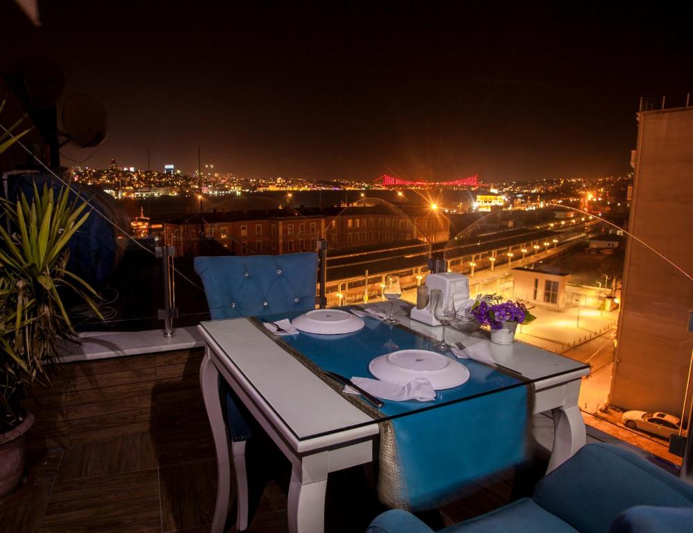 Hurriyet Hotel - main image
