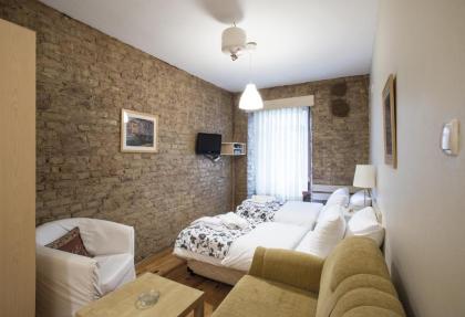 Gen Suites Pera - image 1