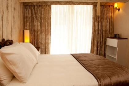 Hypnos Design Hotel - image 10