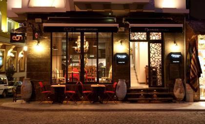 Hypnos Design Hotel - image 11