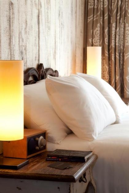 Hypnos Design Hotel - image 3