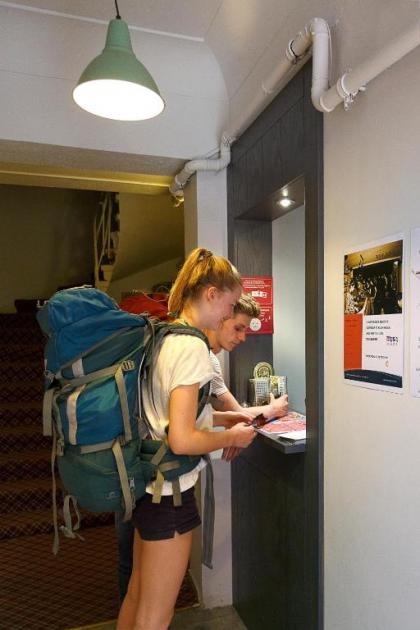 Hush Hostel Lounge - image 10