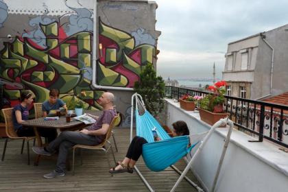 Hush Hostel Lounge - image 12