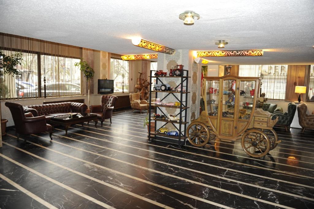 Star City Hotel - image 4
