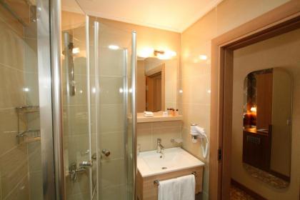 Q Inn Hotel Old City - image 16