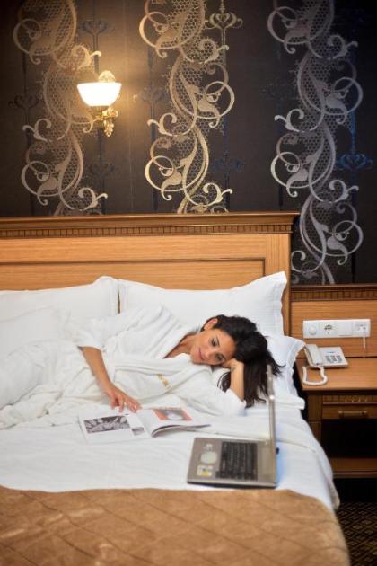 Grand Unal Hotel - image 19