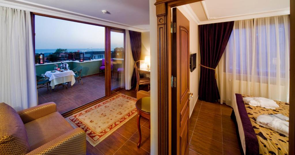 GLK PREMIER The Home Suites & Spa - main image