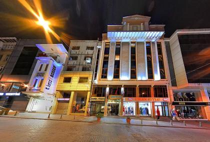 Samir Deluxe Hotel - image 1
