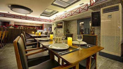 Samir Deluxe Hotel - image 18