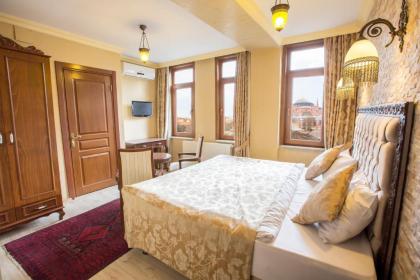 Cheers Hostel - image 2