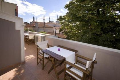 Sultan House - image 17
