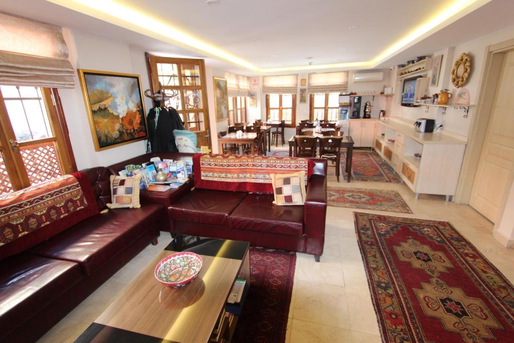 Sultan House - image 3