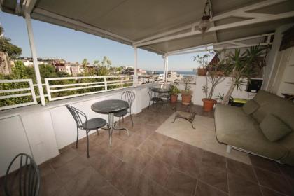 Topkapi Apartments - image 17