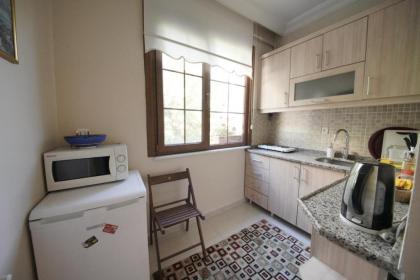 Topkapi Apartments - image 5