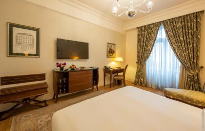 Pera Palace Hotel - image 11