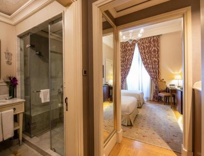 Pera Palace Hotel - image 9