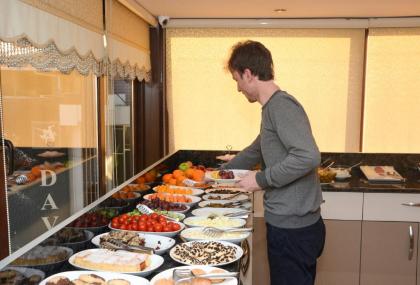 Grand Rosa Hotel - image 11