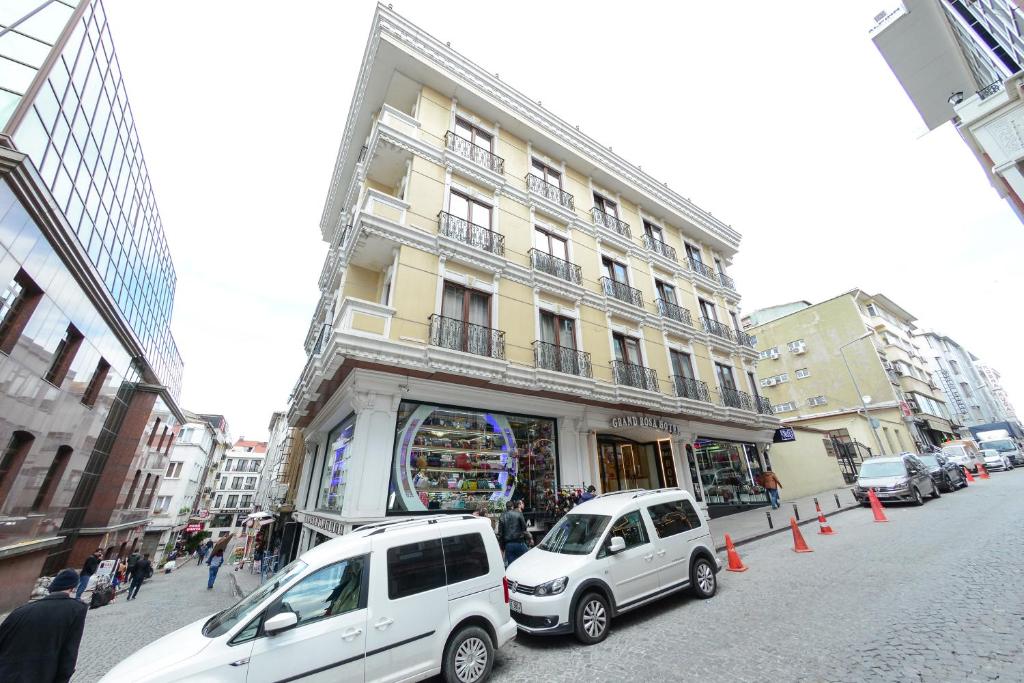 Grand Rosa Hotel - image 2