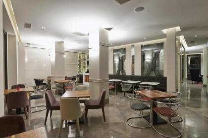 Senator Hotel Taksim - image 11