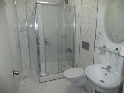 Grand Oral Hotel - image 7
