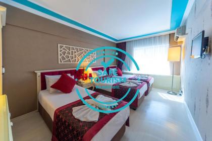 Viva Deluxe Hotel - image 1