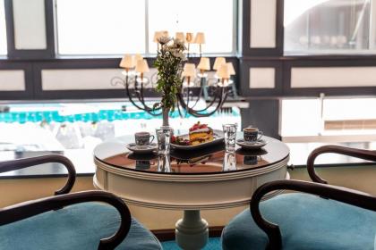 Viva Deluxe Hotel - image 3