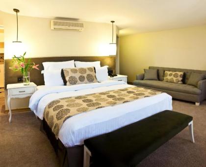Taximtown Hotel - image 6