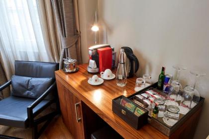 Taksim Prelude Hotel - image 8