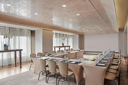 Hyatt Centric Levent Istanbul - image 12
