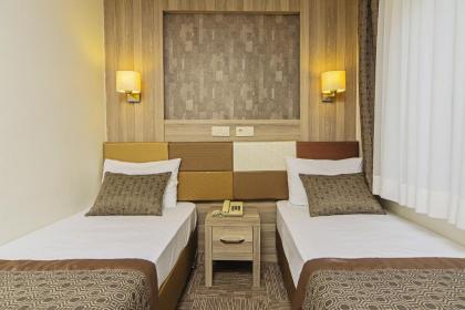 Pera Arya Hotel - image 5