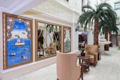 Emporium Hotel - image 1