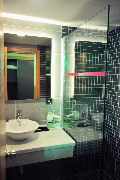 Hotel Osaka Airport - image 3