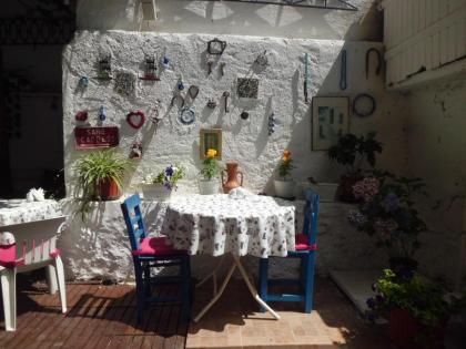 Guest House - Grandma's House - image 28