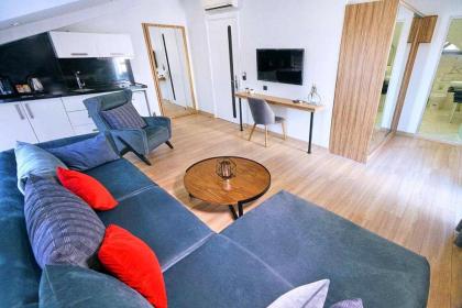 The Marions Suite - image 12