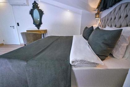 The Marions Suite - image 14