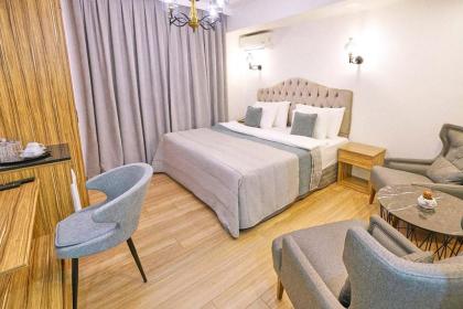 The Marions Suite - image 19
