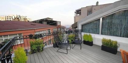 The Marions Suite - image 3