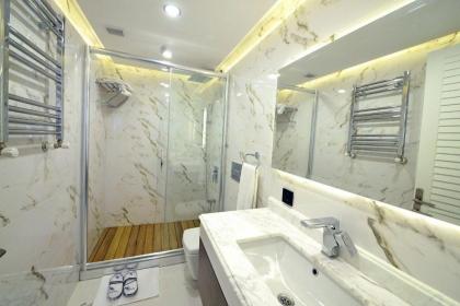 The Marions Suite - image 6
