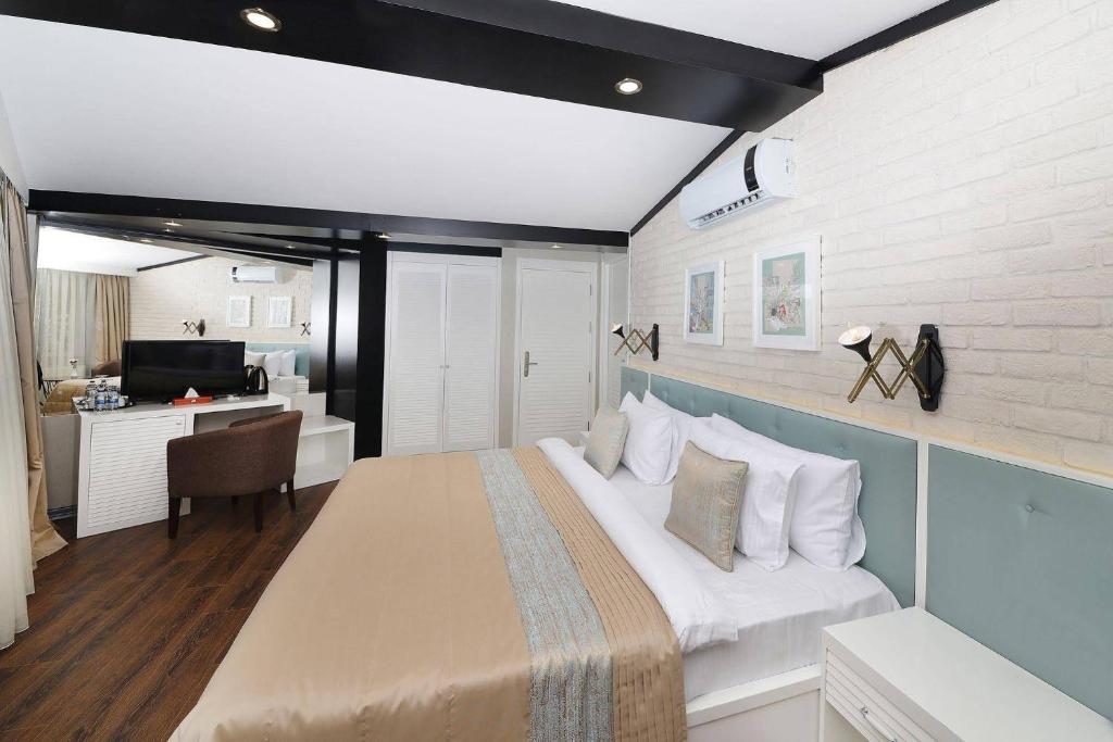 The Marions Suite - image 7