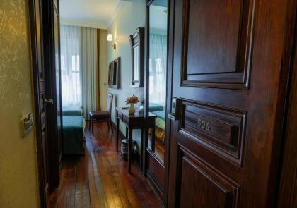 Atik Palace Hotel - image 4