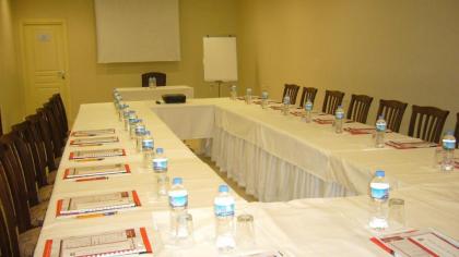 Tugra Hotel - image 14