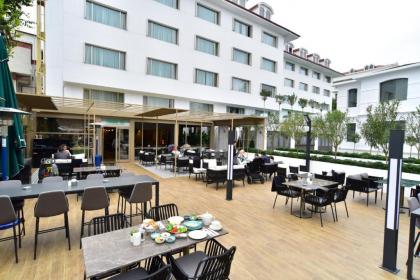 Vogue Hotel Supreme Istanbul - image 11
