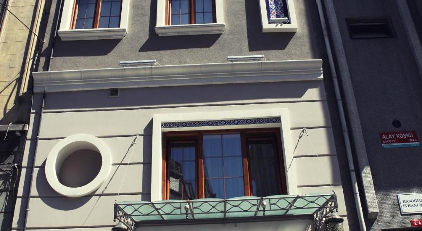 Merial Hotel - image 7