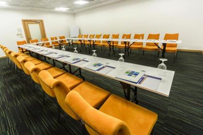 Holiday Inn Express Istanbul-Altunizade - image 11