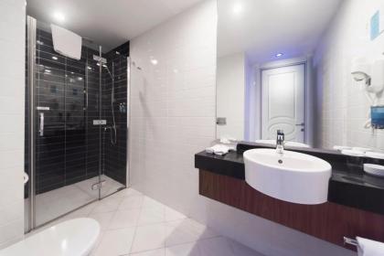 Holiday Inn Express Istanbul-Altunizade - image 16