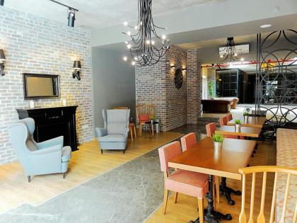 Akin Suites - image 4