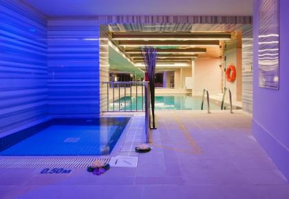 Yasmak Comfort Hotel - image 13