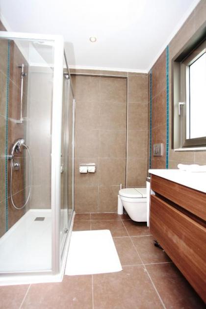 Elanaz Hotel - image 3
