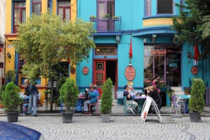 Kybele Hotel - image 1