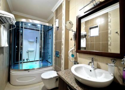 Rhiss Hotel Bostanci - image 12